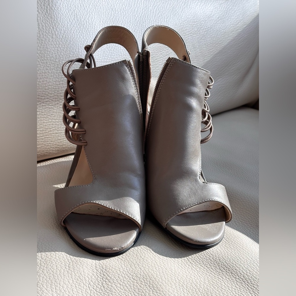 Very Chic Rudsak Heels 🔥🔥 - Picture 3 of 8